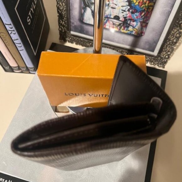 Louis Vuitton Epi Brown Wallet EUC - Picture 6 of 8